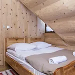 Udanypobyt Skocznia Chalet