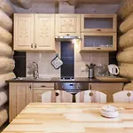 Chalet Udanypobyt Skocznia