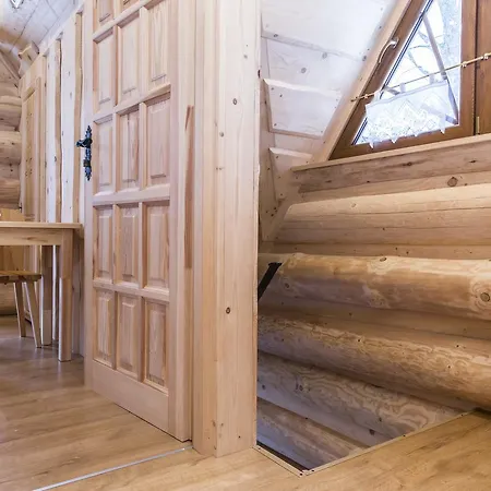 Udanypobyt Skocznia Chalet